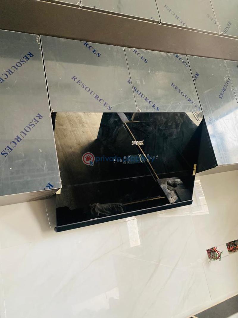 Luxuriously built five bedroom apartment, cinema with an open terrace - 4 5 bedroom House For Sale Ikeja Gra, Lagos Ikeja GRA Lagos - 4