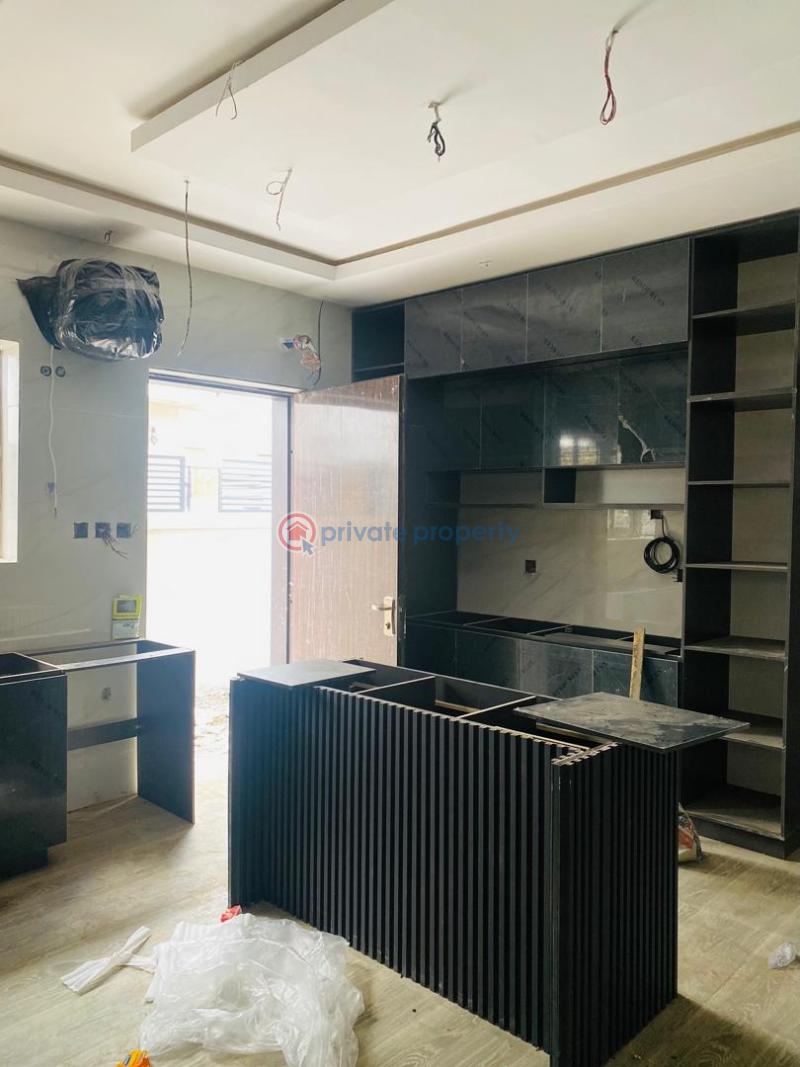 Luxuriously built five bedroom apartment, cinema with an open terrace and driveway - 14 5 bedroom House For Sale Ikeja, Gra, Lagos Ikeja GRA Lagos - 14