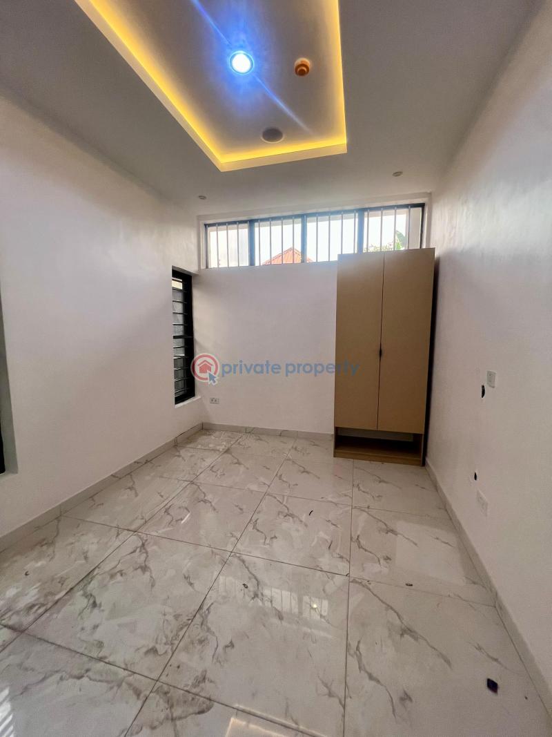 4 bedroom Flat & Apartment For Sale Magodo Phase 1 Magodo GRA Phase 1 Ojodu Lagos - 21