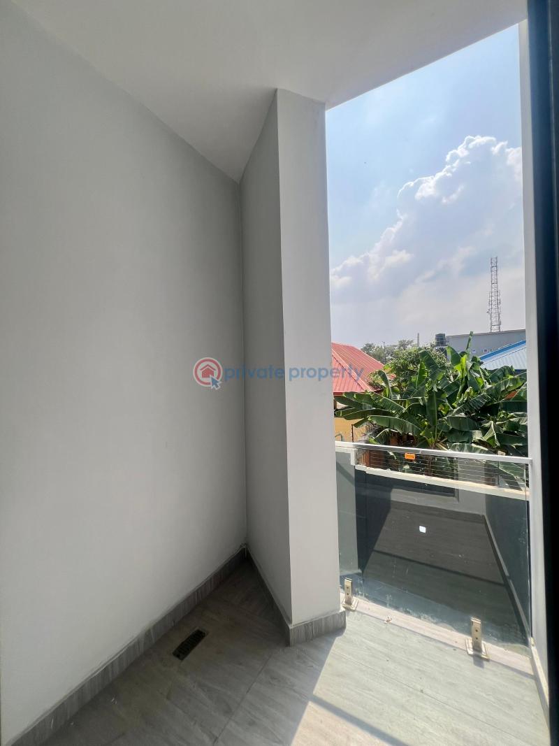 4 bedroom Flat & Apartment For Sale Magodo Phase 1 Magodo GRA Phase 1 Ojodu Lagos - 9