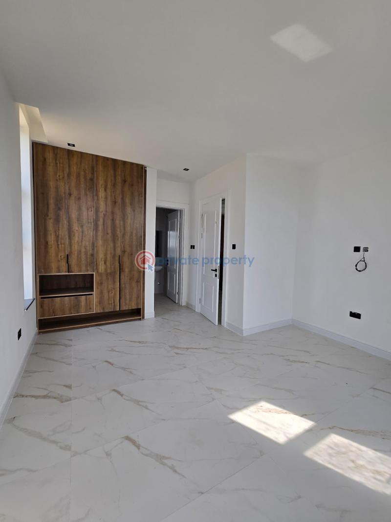 5 bedroom Detached Duplex For Sale Ikate Elegushi Lekki Lagos - 5