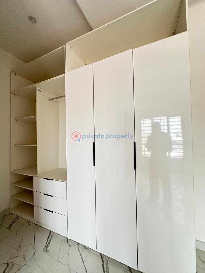 2 bedroom Flat & Apartment For Sale Lekki Phase 1 Lagos - 9