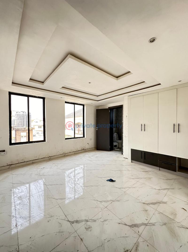 1 bedroom Flat & Apartment For Sale Lekki Phase 1 Lagos - 2