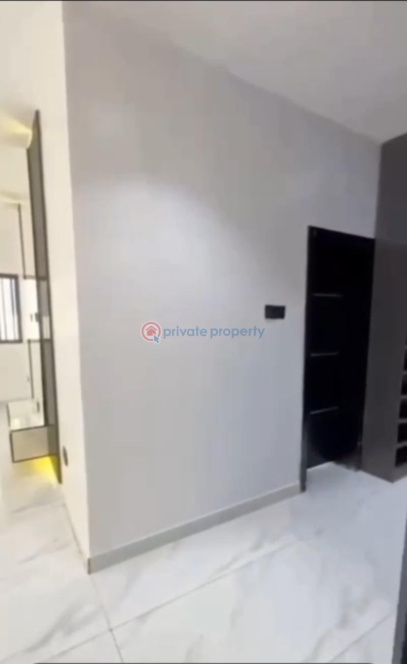 4 bedroom Detached Duplex For Sale 1 Minute Drive From Akala Express, Akala Express Ibadan Oyo - 18