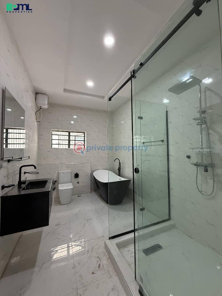 4 bedroom Detached Duplex For Sale Oluyole Estate, Oluyole Estate Ibadan Oyo - 9