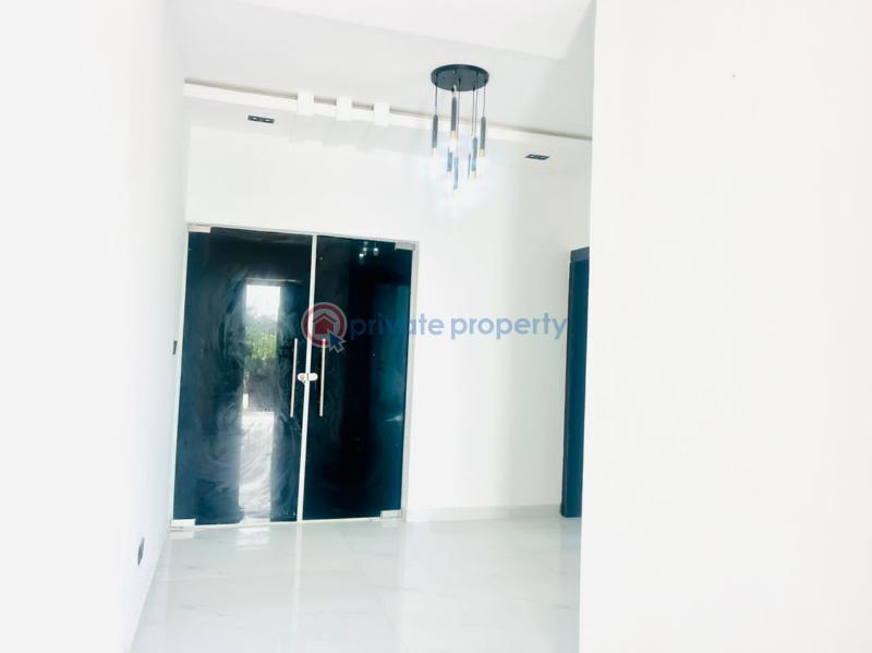 5 bedroom Semi detached Duplex For Sale Behind Novare Shopping Mall, Monastry Road, Sangotedo Ajah Lagos - 38