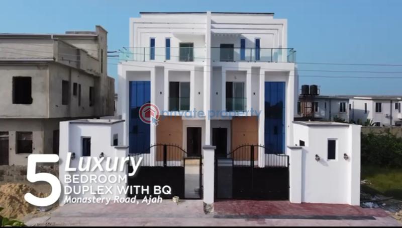 5 bedroom Semi detached Duplex For Sale Behind Novare Shopping Mall, Monastry Road, Sangotedo Ajah Lagos - 0