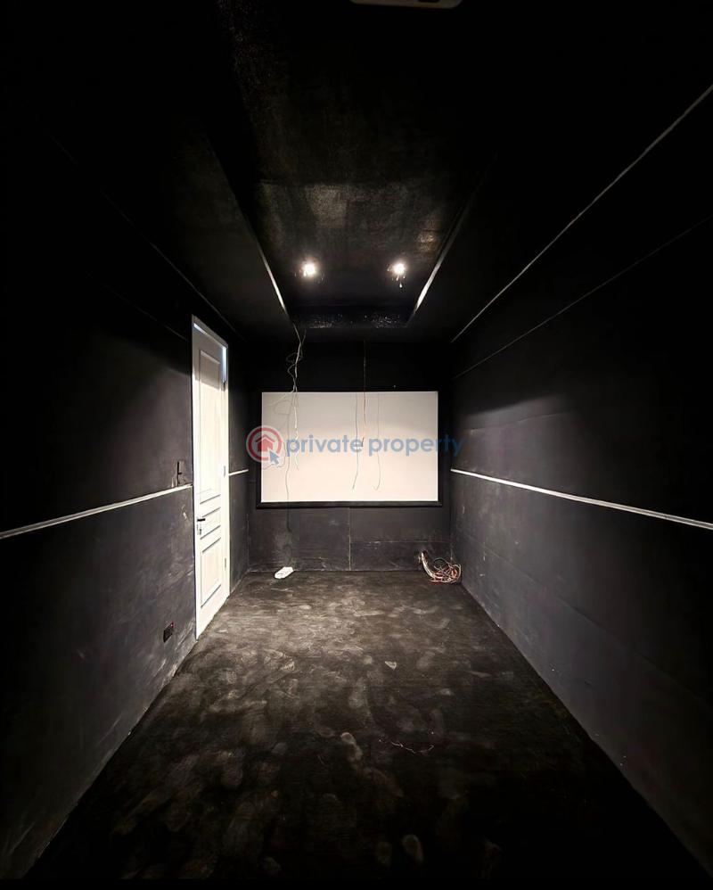 5 bedroom Detached Duplex For Sale Lekki Phase 1 Lagos - 4