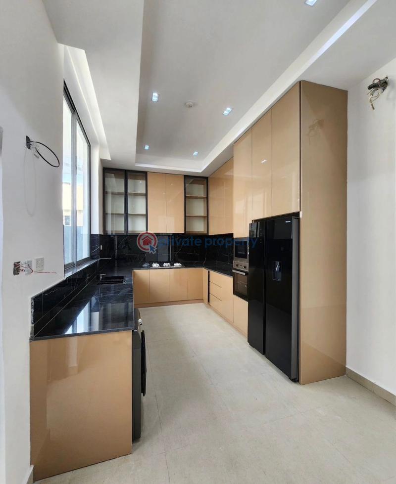 5 bedroom Detached Duplex For Sale Lekki Phase 1 Lagos - 2