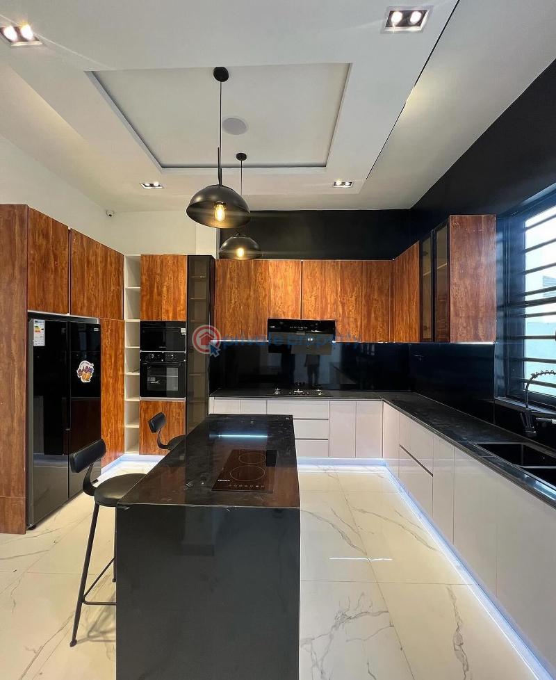 5 bedroom Detached Duplex For Sale Before Chevron Ologolo Lekki Lagos - 3