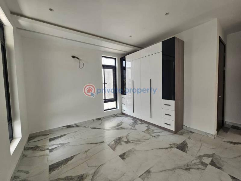 5 bedroom Detached Duplex For Sale Secure Estate At Ikoyi Lagos Ikoyi Lagos - 15