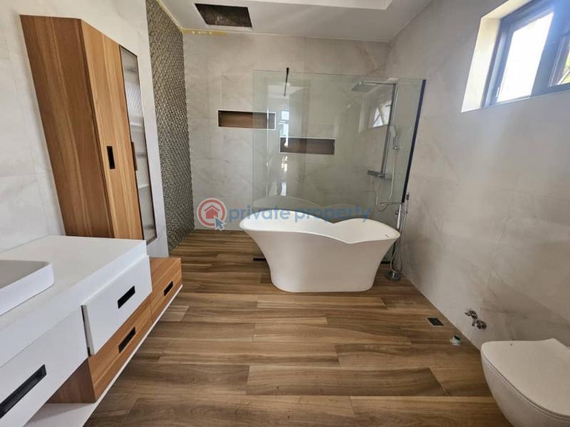 5 bedroom Detached Duplex For Sale Secure Estate At Ikoyi Lagos Ikoyi Lagos - 13