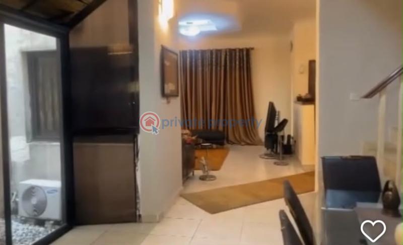 1 bedroom Flat & Apartment For Rent Ebute Metta Yaba Lagos - 4