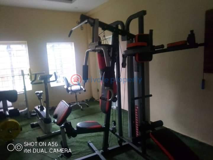 Luxuriously furnished 27-rooms hotel with swimming, restaurant, bar, event hall & generator - 4 Hotel For Sale Ikota Lekki Lagos - 4