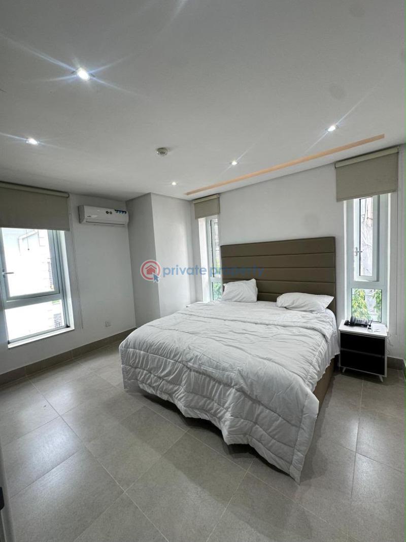 3 bedroom Flat & Apartment For Rent Banana Island Ikoyi Lagos - 2
