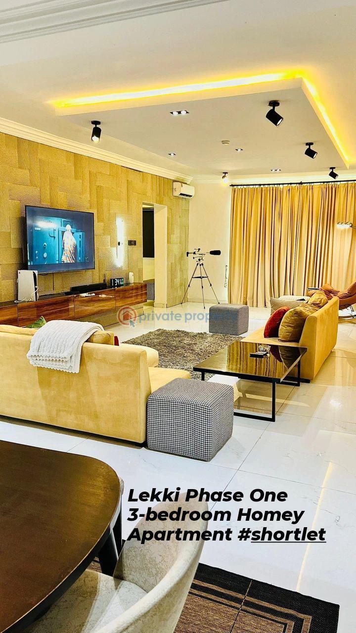 3 bedroom Block Of Flats Short let Admiralty Way, Lekki Phase 1 Lagos - 0