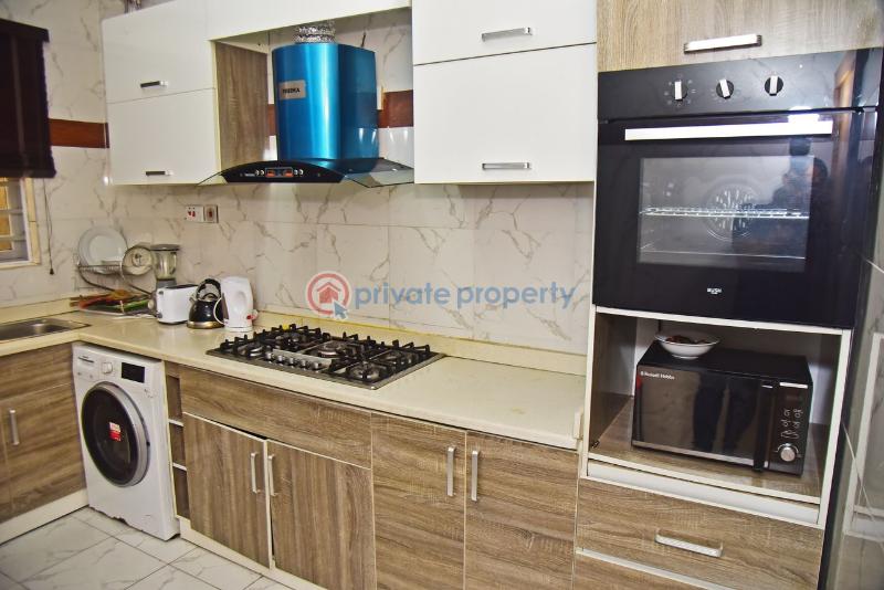 Luxuriously furnished 3bedroom semi-detached duplex - 4 3 bedroom Semi detached Duplex Short let Mobil Road, Ajah Lagos - 4