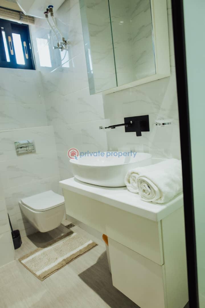 Luxuriously furnished 3bedroom waterfront apartment with gym on 5ft floor - 4 3 bedroom Block Of Flats Short let Osborne Phase 2, Osborne Foreshore Estate Ikoyi Lagos - 4