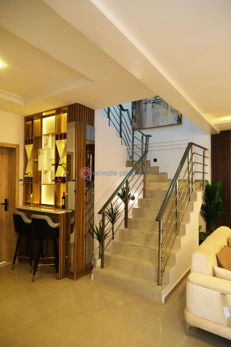 Luxuriously furnished 4-bedroom duplex shortlet - 5 4 bedroom Duplex Short let Legacy Estate Chevron Drive Lekki Lagos - 5