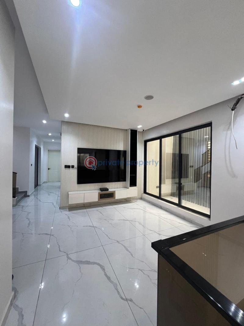 5 bedroom Detached Duplex For Sale Ikota Lekki Lagos - 17