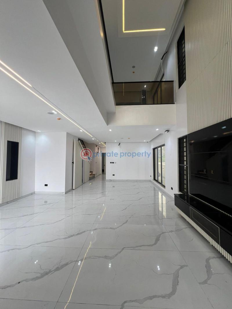 5 bedroom Detached Duplex For Sale Ikota Lekki Lagos - 2