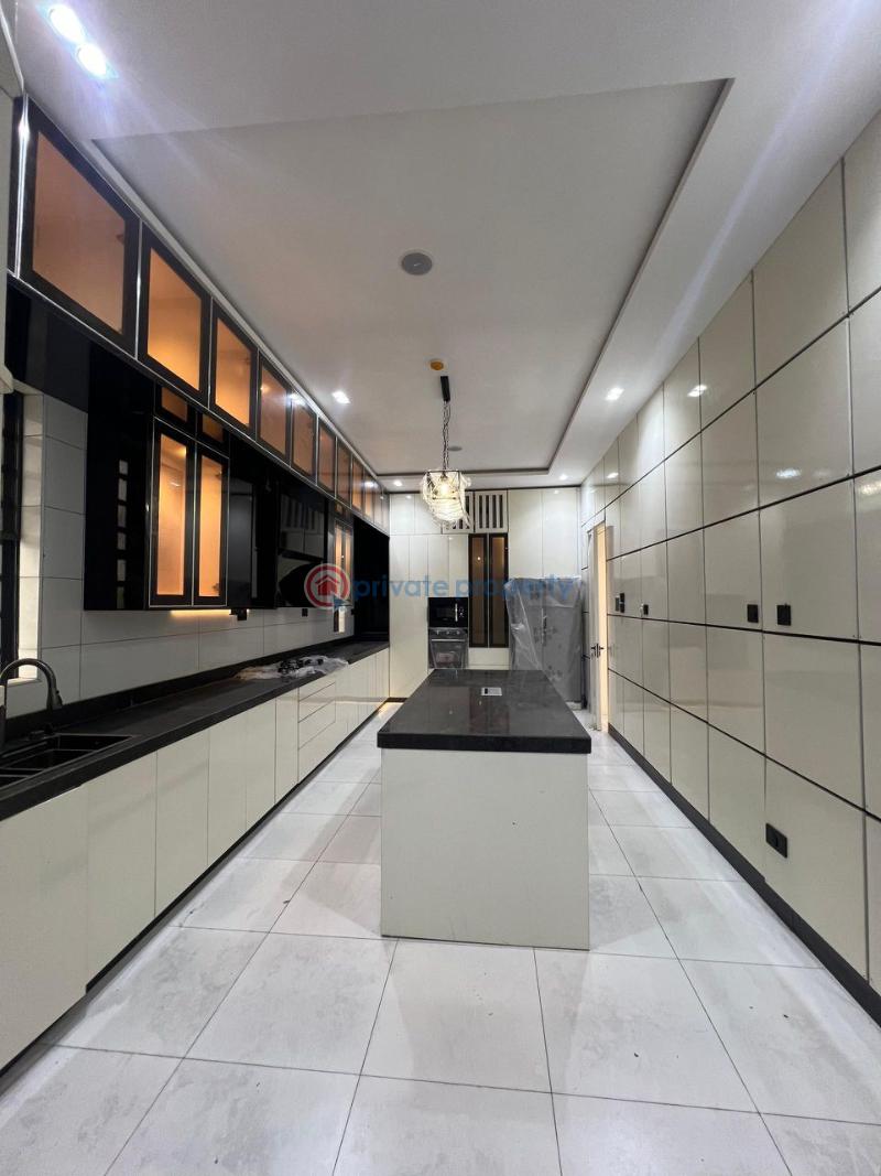 5 bedroom Detached Duplex For Sale Ikota Lekki Lagos - 8