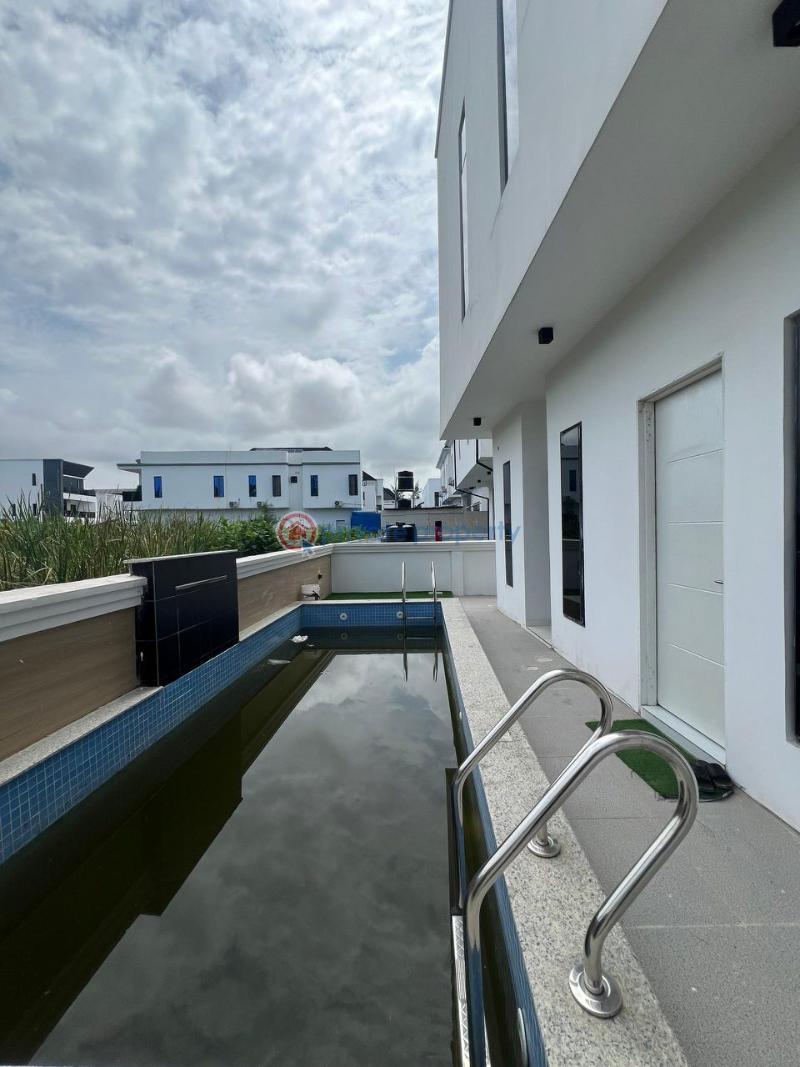 5 bedroom Detached Duplex For Sale Ikota Lekki Lagos - 3
