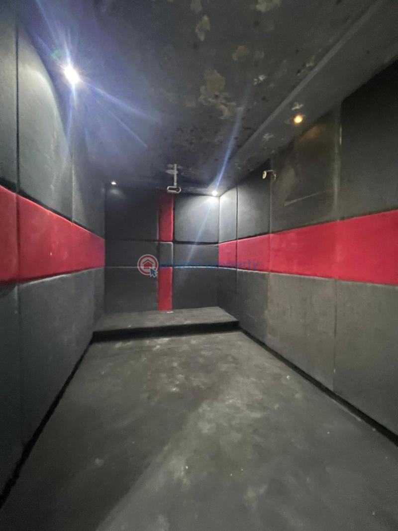 5 bedroom Detached Duplex For Sale Ikota Lekki Lagos - 11