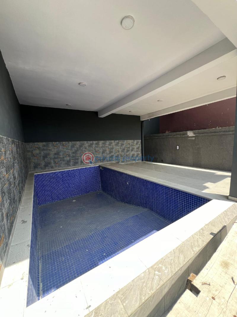 4 bedroom Terraced Duplex For Sale Estate Oniru Victoria Island Lagos - 2