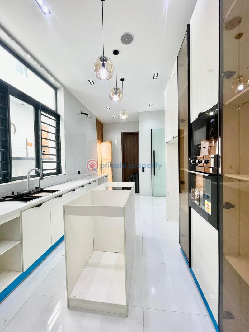 5 bedroom Detached Duplex For Sale Ajah Lagos - 3