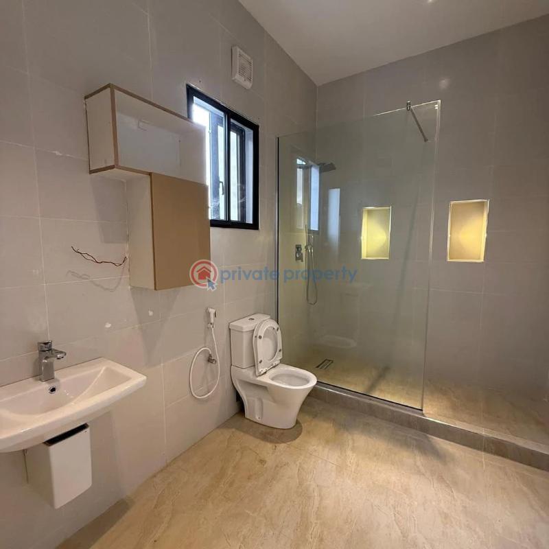 5 bedroom Semi detached Duplex For Sale Guzape Abuja Phase 1  - 3