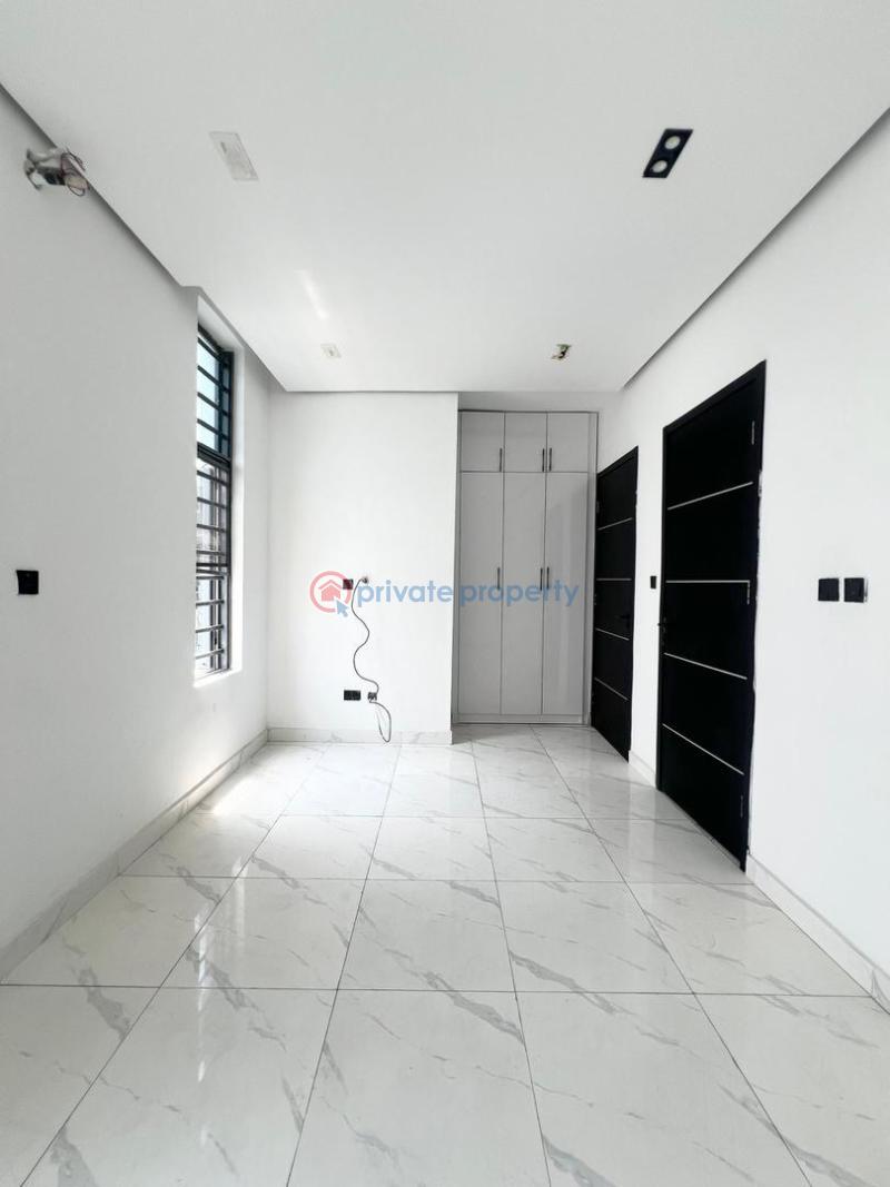2 bedroom Block Of Flats For Sale Ologolo Lekki Lagos - 3