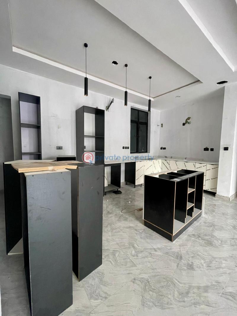 1 bedroom Mini Flat For Sale Ikota Lekki Lagos - 11