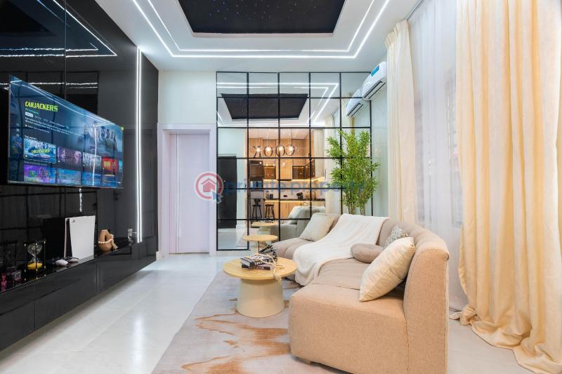 1 bedroom Block Of Flats Short let Lekki Phase 1 Lagos - 2