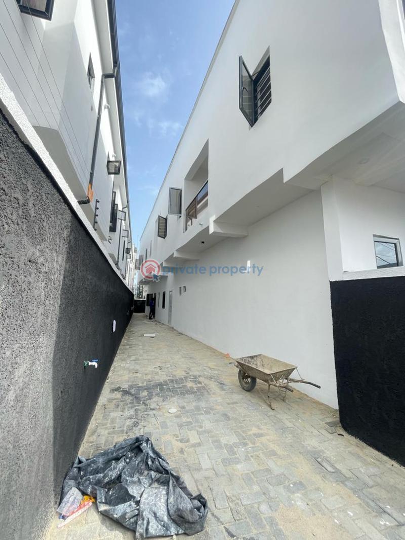 1 bedroom Mini Flat For Rent Ajah Lagos - 5