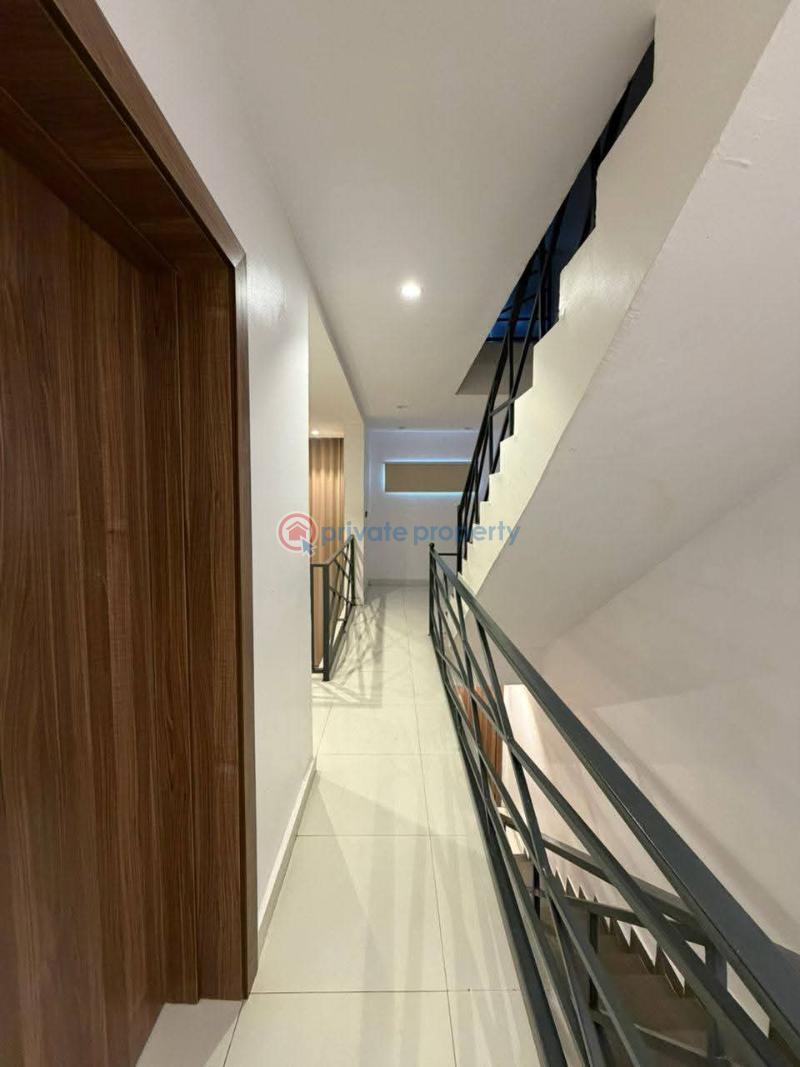 1 bedroom Maisonette Short let Admiralty Way Lekki Phase 1 Lagos - 4