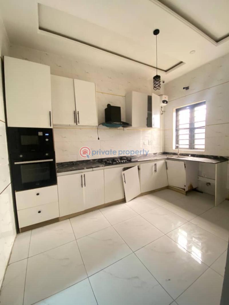 Luxury 1-bedroom mini flat with fully fitted kitchen in a serene orchid estate - 5 1 bedroom Mini Flat For Rent Orchid Lekki Lagos - 5