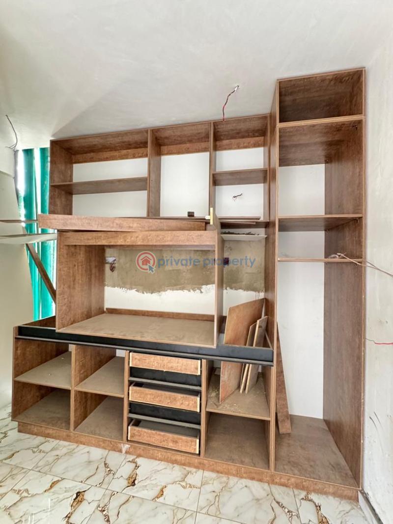 1 bedroom Block Of Flats For Sale Surulere Lagos - 5