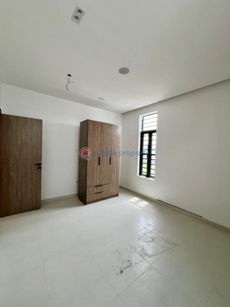 2 bedroom Block Of Flats For Sale Osapa Lekki Lagos - 5