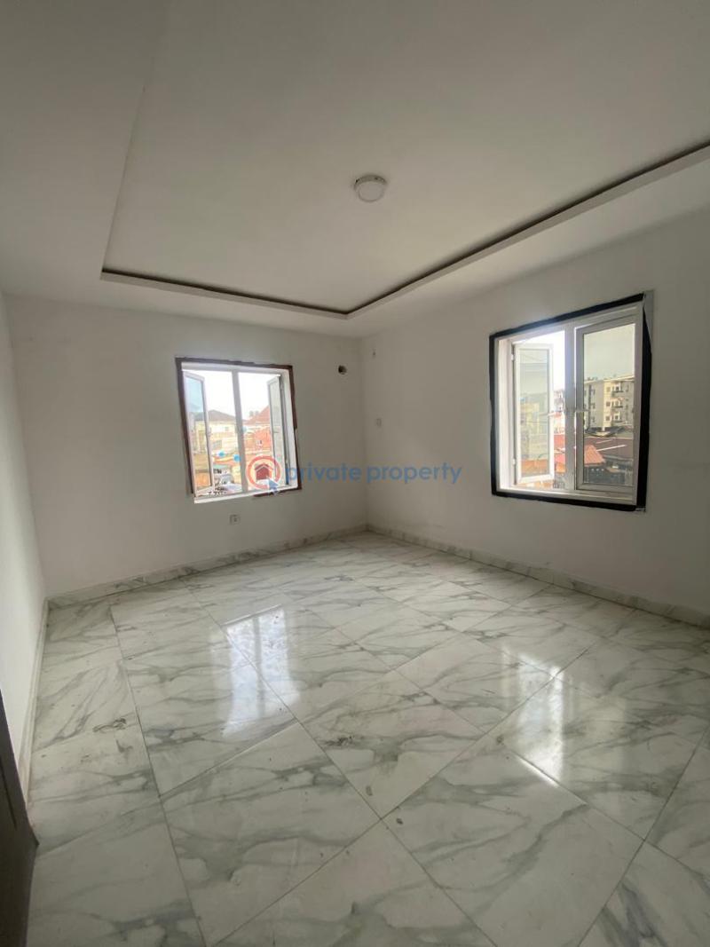 2 bedroom Flat & Apartment For Rent By Hot Bread Bus Stop Sangotedo Lagos