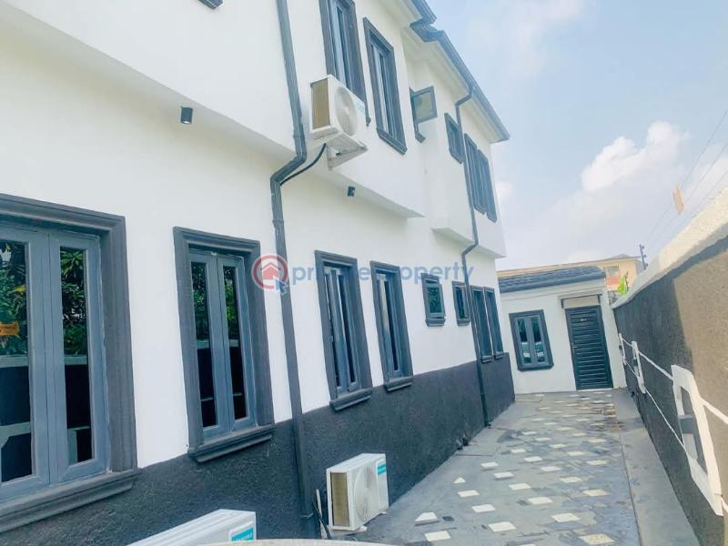 2 bedroom Semi detached Duplex Short let Bode Thomas Surulere Lagos - 4