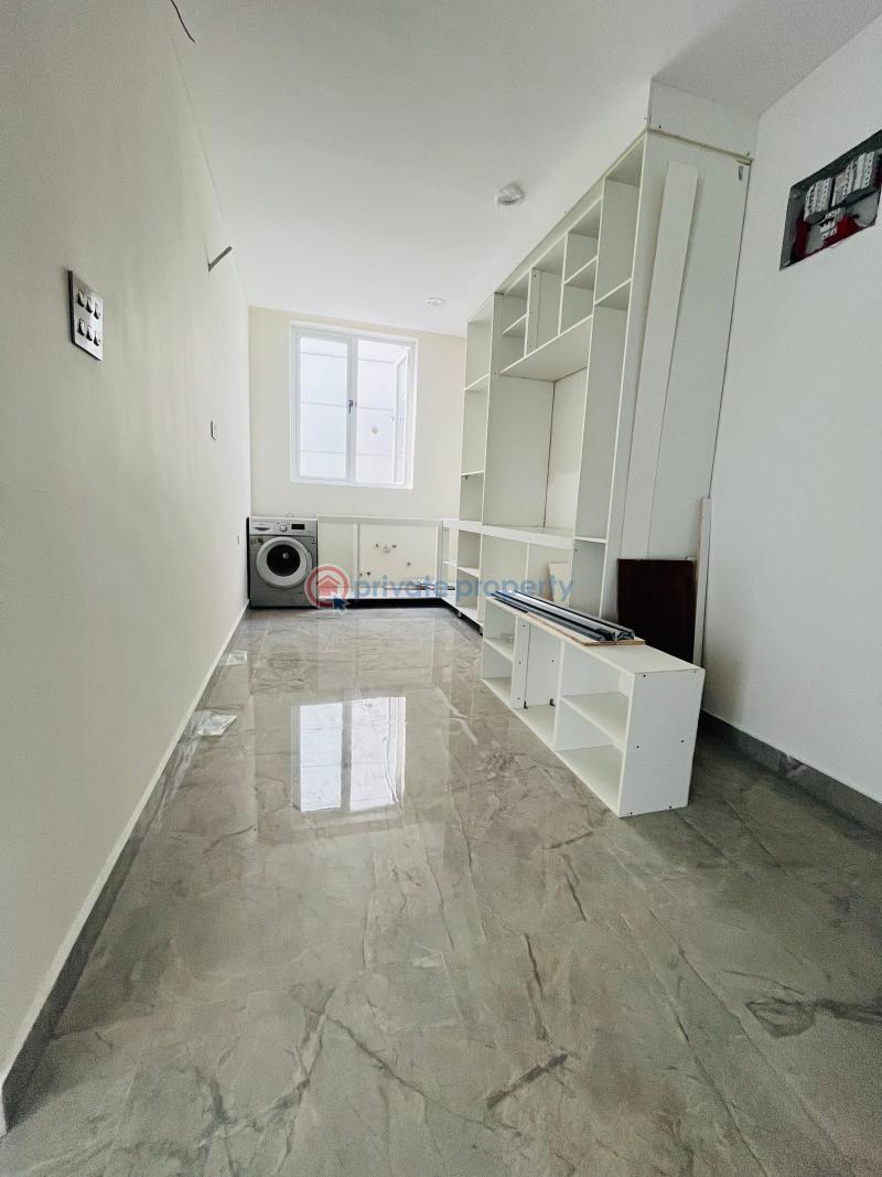 2 bedroom Block Of Flats For Sale Lekki Phase 1 Lagos - 3