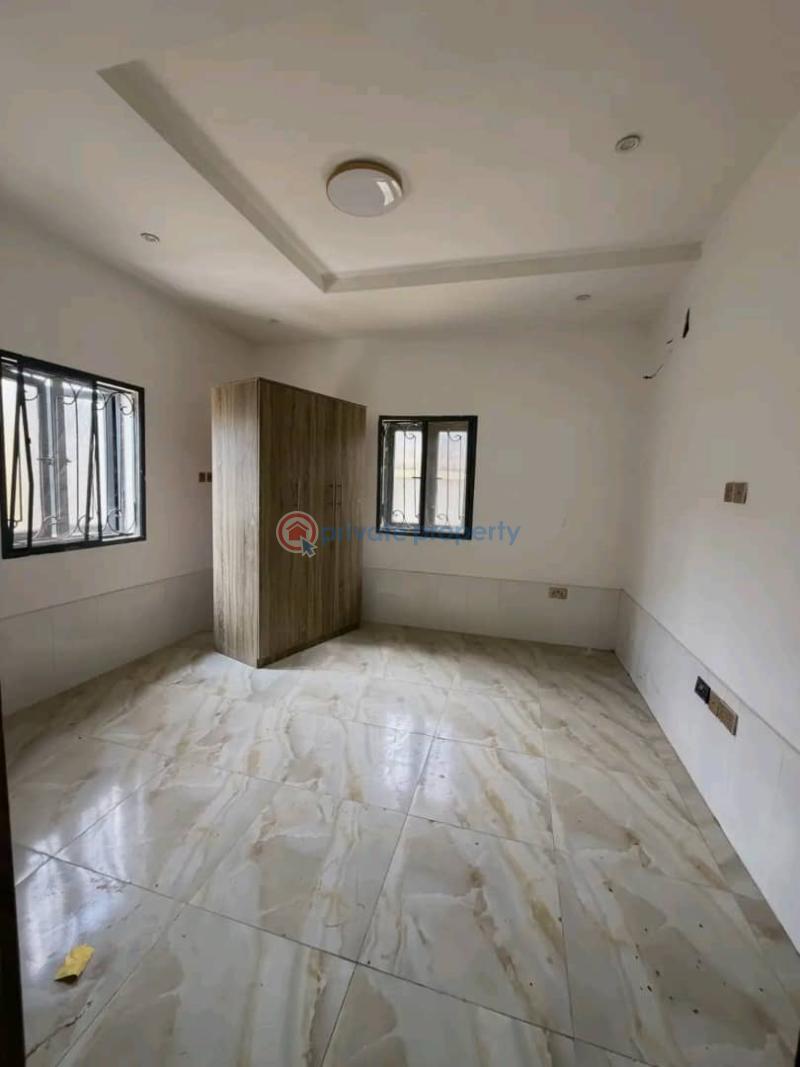 2 bedroom Block Of Flats For Rent Jahi Gilmore Jahi Abuja Phase 2  - 2