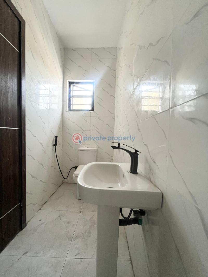 2 bedroom Block Of Flats For Sale Igbo Efon Lekki Lagos - 3