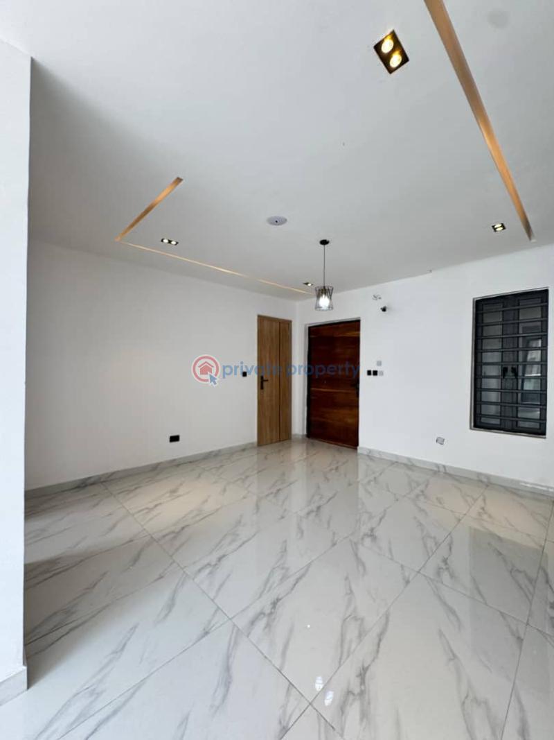 2 bedroom Block Of Flats For Sale Ikate Elegushi Lekki Lagos - 2