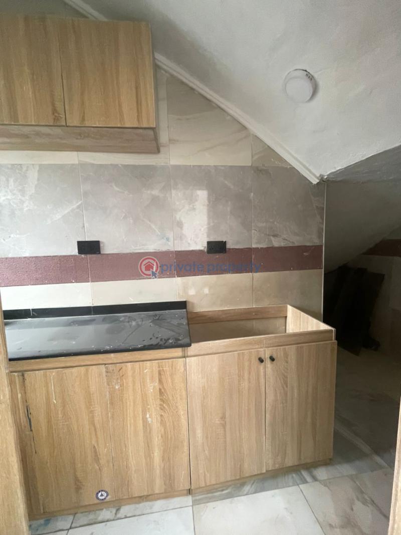 2 bedroom Block Of Flats For Rent Ologolo, Lekki Ologolo Lekki Lagos - 0