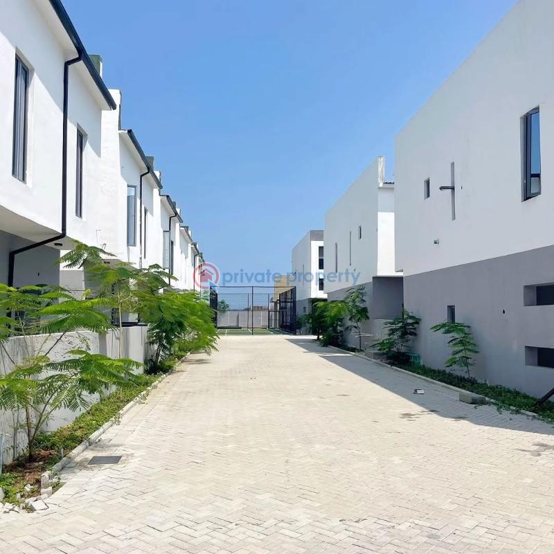 2 bedroom Block Of Flats For Sale Abraham Adesanya, Ogombo Road Ajah Lagos - 9