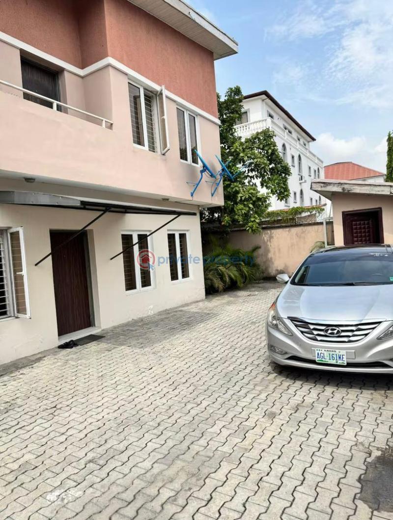 2 bedroom Block Of Flats Short let Lekki Phase 1 Lagos - 3
