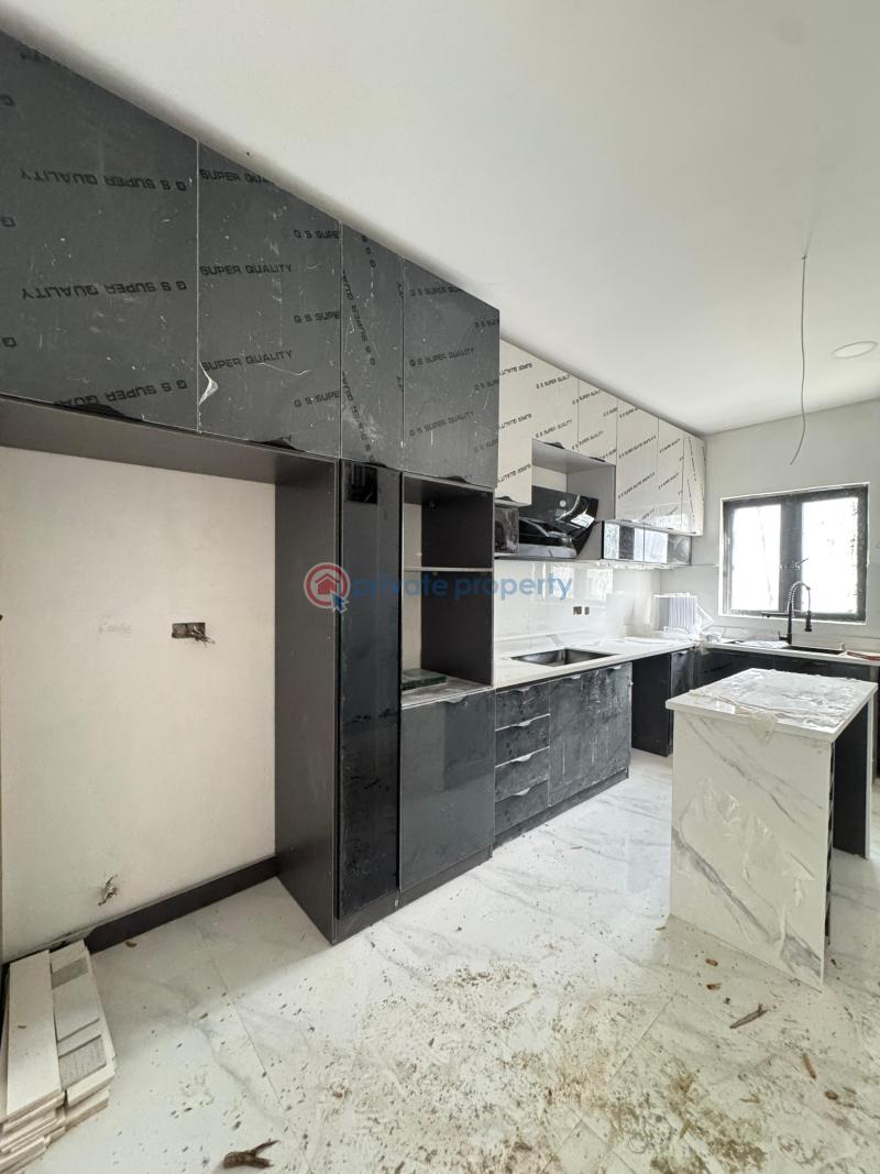 2 bedroom Block Of Flats For Sale Lekki Phase 1 Lagos - 4