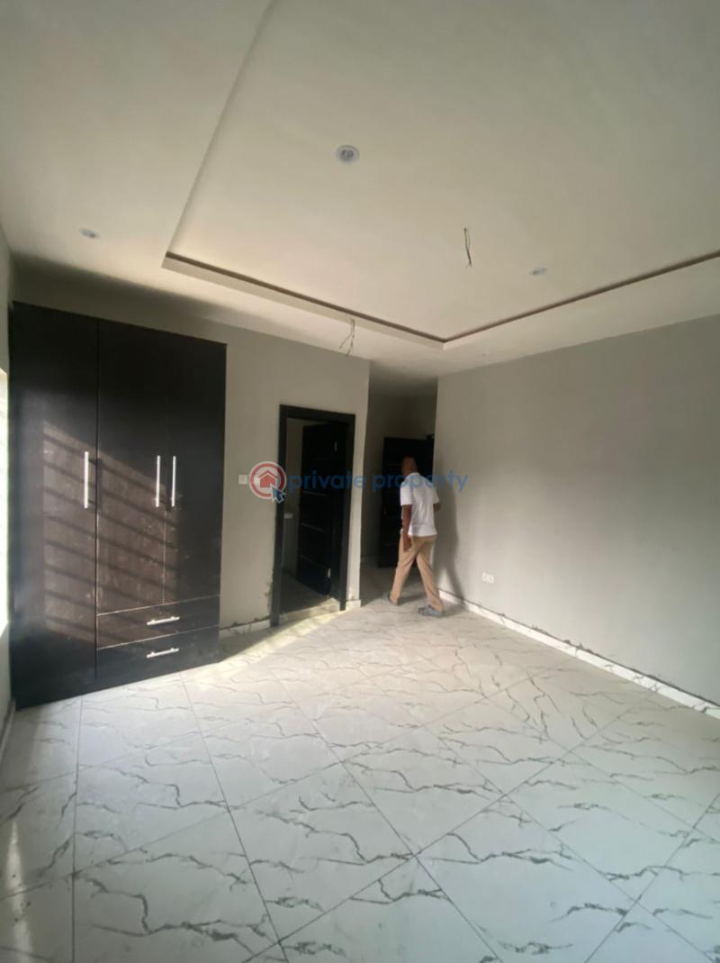 2 bedroom Block Of Flats For Sale Lekki Phase 2 Lagos - 3